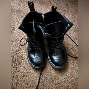 Size 12y doc marten boots